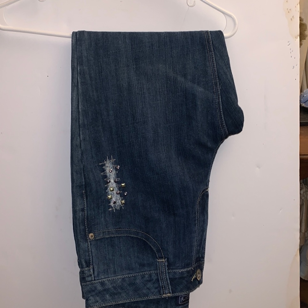 Baccini boot leg blue jeans is size 10
